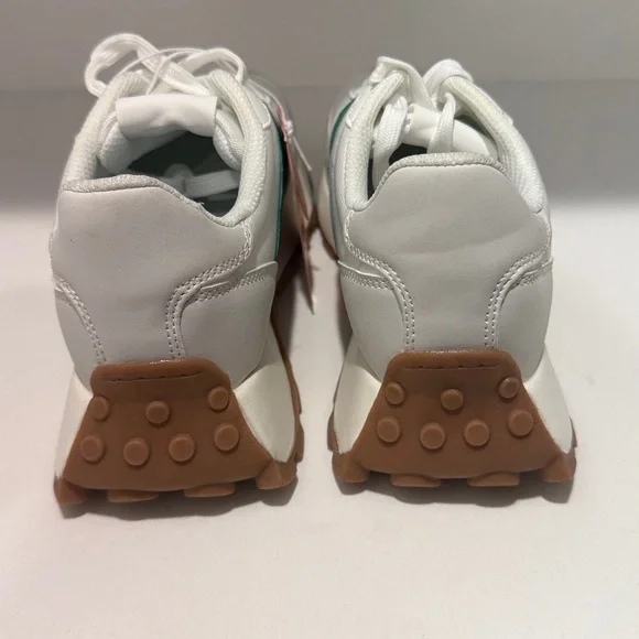 Lucky Step Brand White and Green Athletic Shoes- size 7.5 - Picture 4 of 6